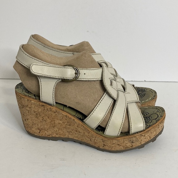 Fly London Shoes Womens 38 7.5 8 Cream Beige Leather Cork Wedge Platform Sandals - Picture 1 of 13